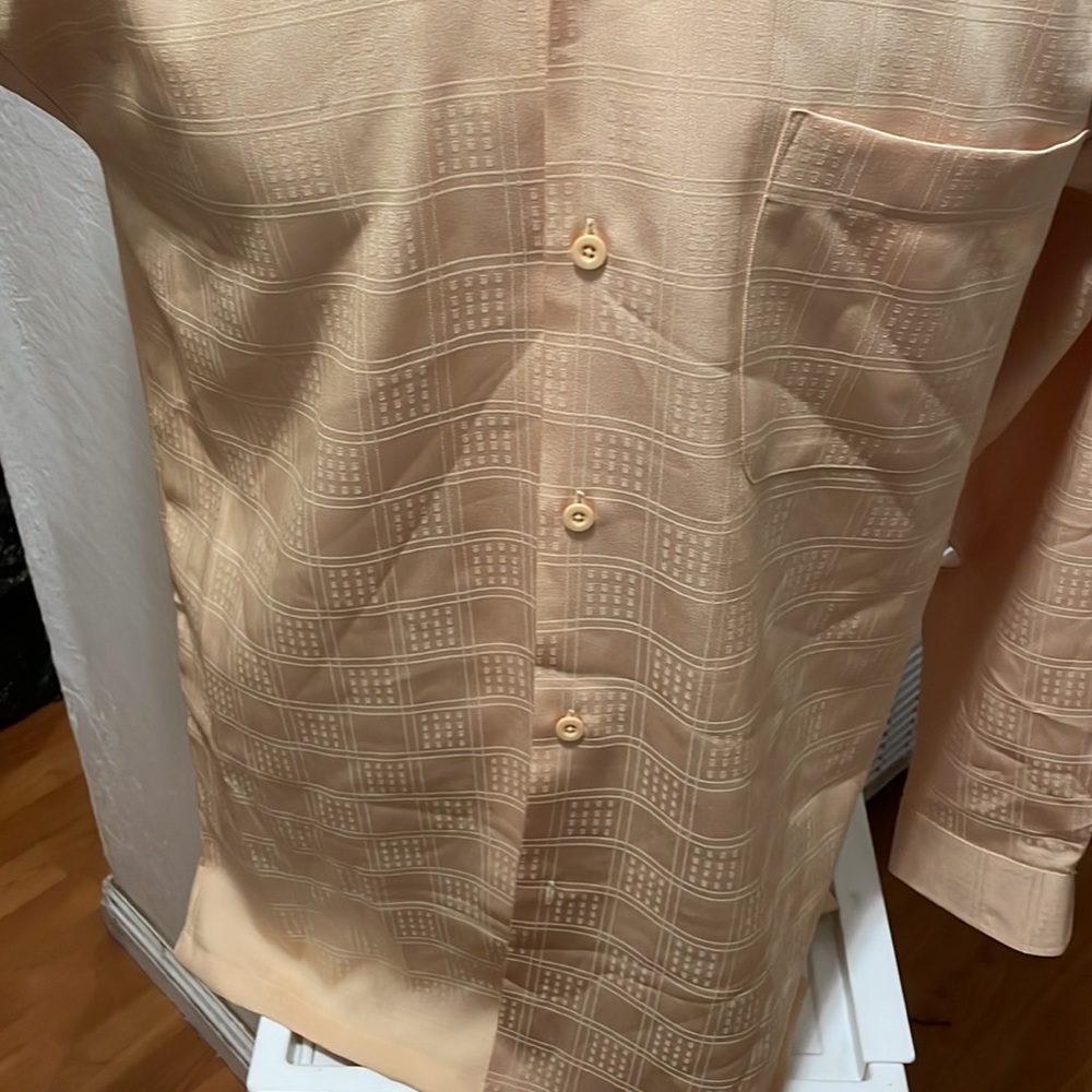 Shirt - Picture 5 of 9